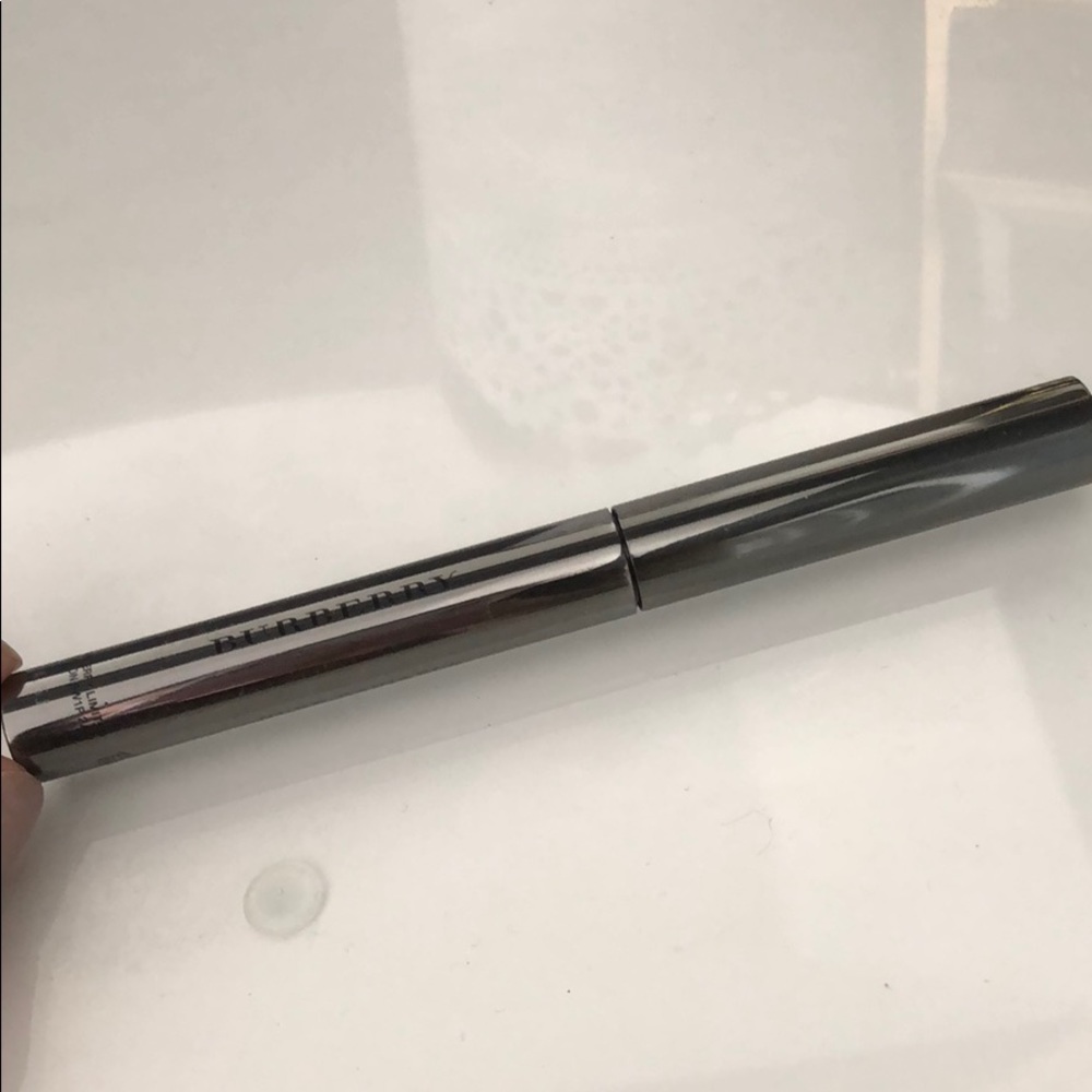 Burberry Fresh Glow Highlighting Luminous Pen